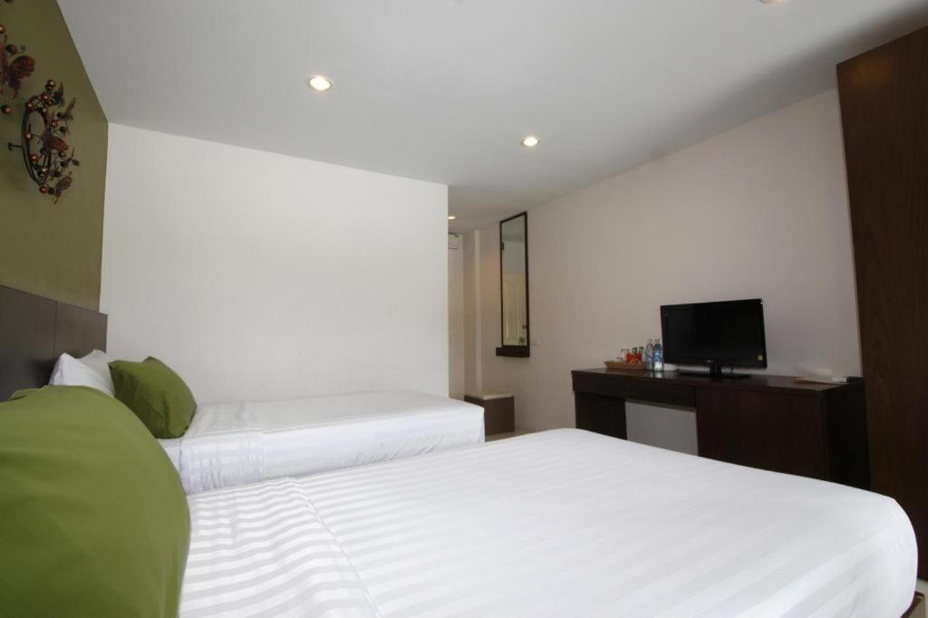 Veerawan Hotel @ HHQ Extérieur photo